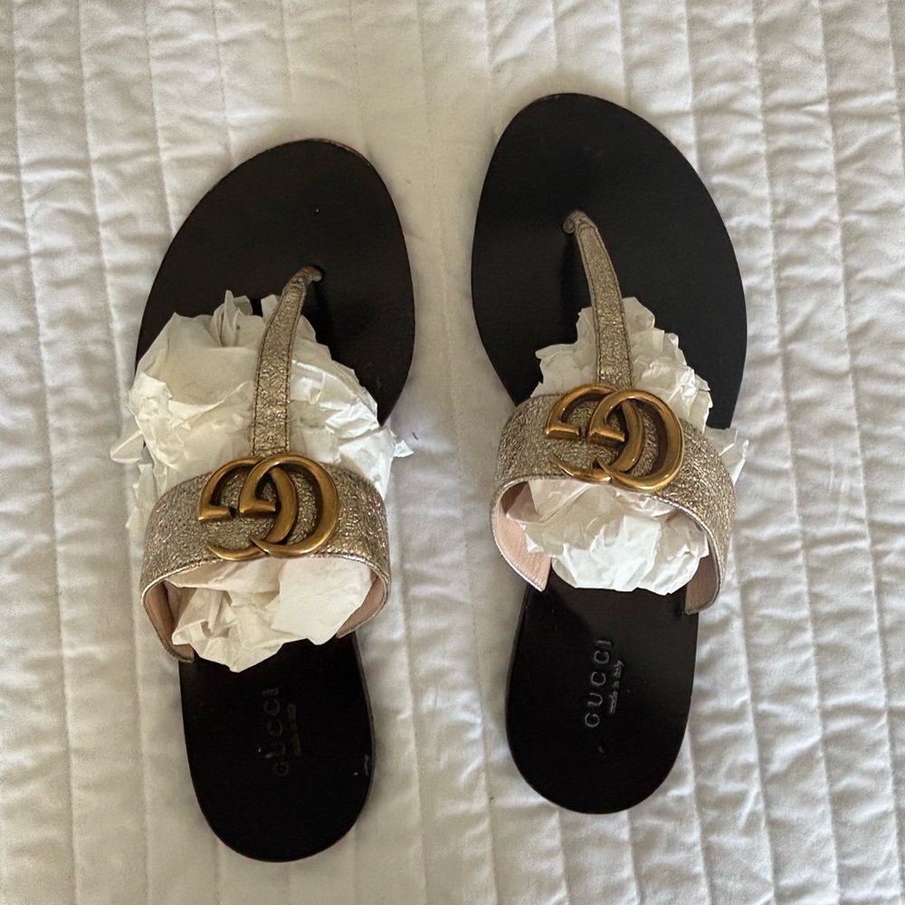 Gucci Women's double GG Gold Lame Thong Sandal